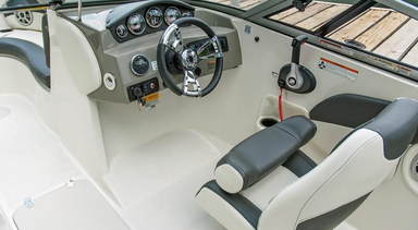 2018 Stingray Boats 208 LS