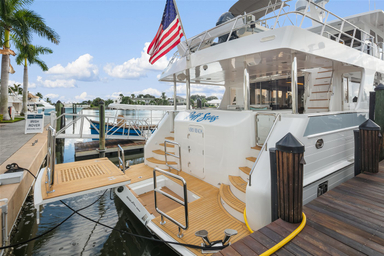 2018 Outer Reef Yachts 860 DBMY- Sky Lounge