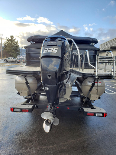 2018 Barletta Boats L-CLASS L23QC