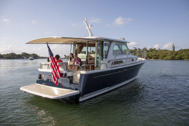 2022 Sabre Yachts 38 Salon Express