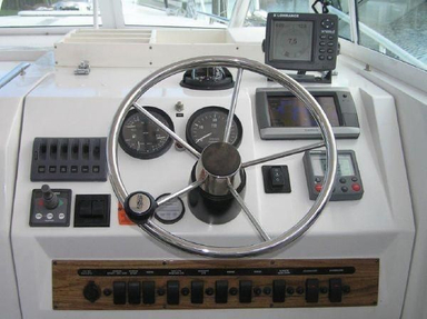 2001 Marlow Pilot Pilot 30 Sedan