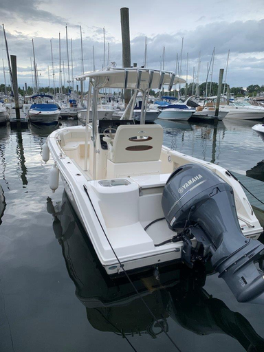 2019 Cobia Boats 220 Center Console