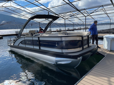 2021 Barletta Boats L23UC