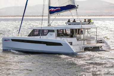 2022 The Moorings 5000