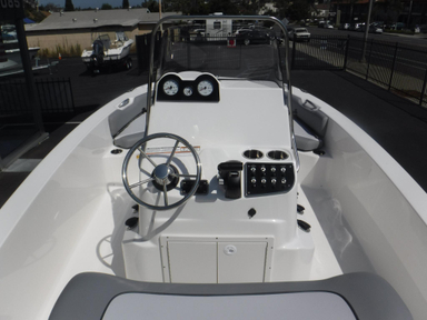 2022 Nautic Star 191 HYBRID