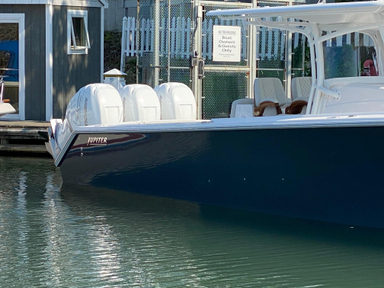 2022 Jupiter Marine 38