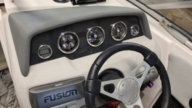 2014 Regal Boats 2750 Regal