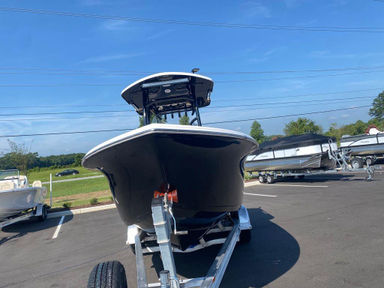 2022 Sea Pro 219 Center Console