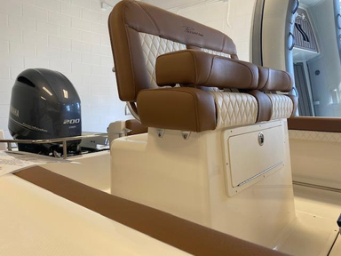 2022 Pioneer Boats 222 Sportfish