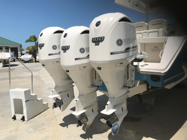2012 Jupiter Marine 34 FS
