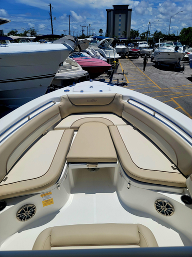 2021 Nautic Star 2302 LEG DLX