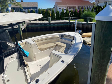 2022 Sea Chaser 27HFC