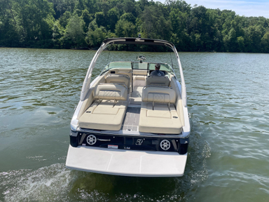 2020 Regal Boats LS6