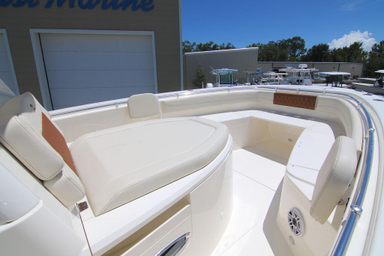 2022 Cobia Boats 350