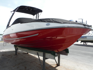 2016 Bayliner 215 Deck Boat