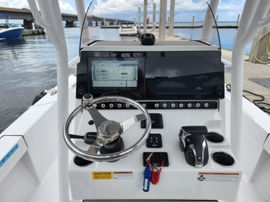 2021 Sportsman Masters 247 Bay Boat