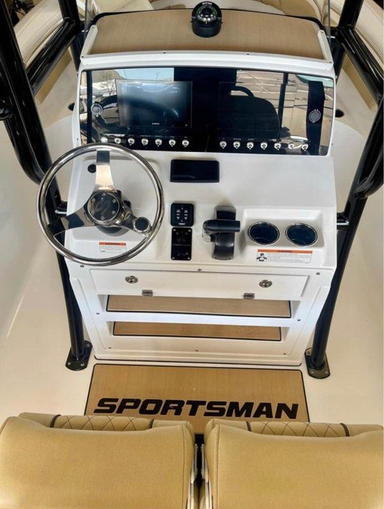 2022 Sportsman 212 open