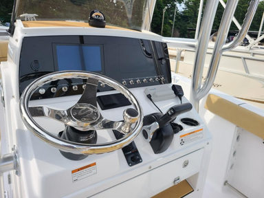 2022 Sportsman Open 232 Center Console