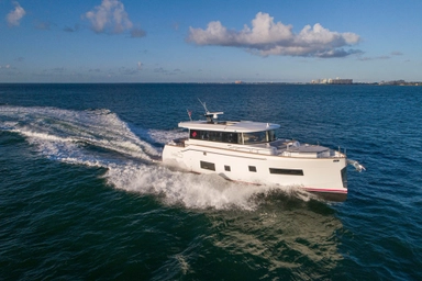 2022 Sirena Marine Sirena 58 Coupe