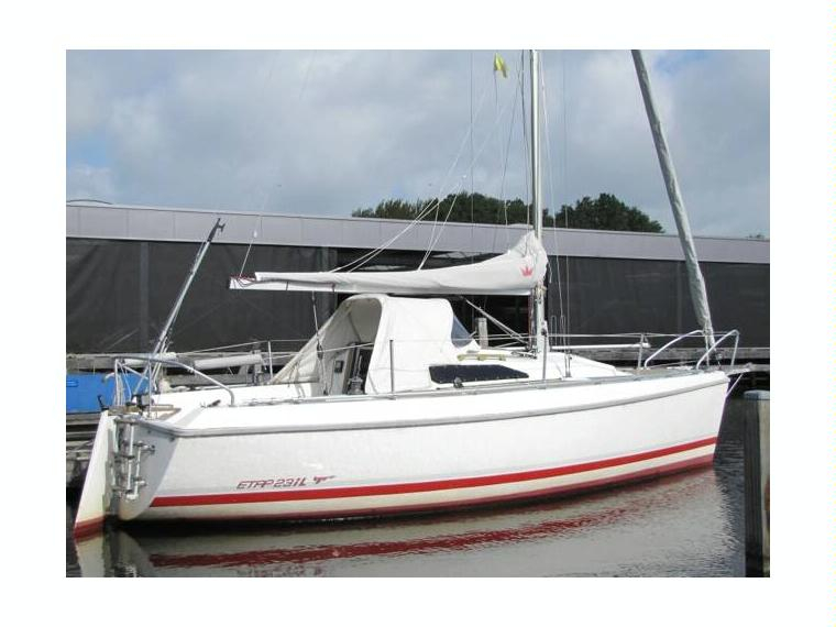 1995 Etap Yachts Etap 23iL - Lifting Keel