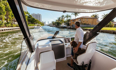 2019 Iguana Yachts Commuter Sport