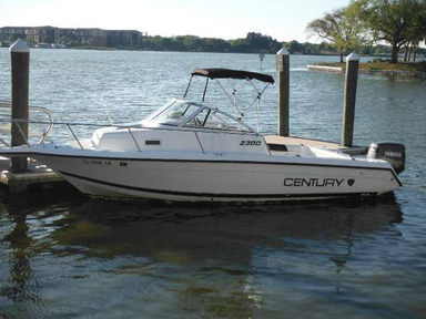 1999 Century Boat 2300 Walk-Around