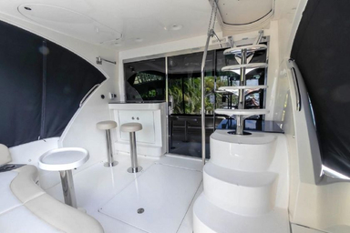 2013 Meridian Yachts 541 Sedan
