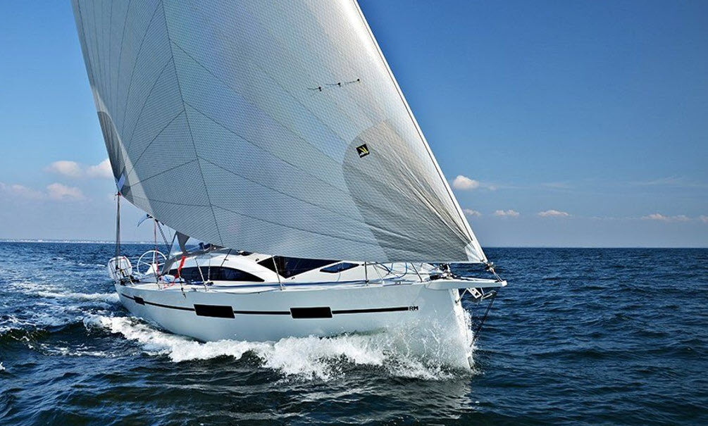 2015 RM Yachts RM 1070 Twin keel