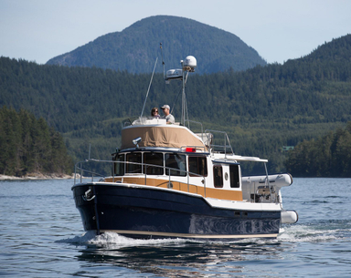 2022 Ranger Tugs R-31 Command Bridge