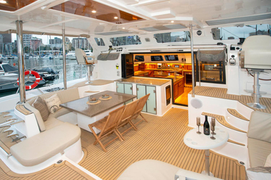 2021 Royal Cape Catamaran Majestic 570