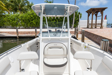 2022 Sailfish Boats 242 CC