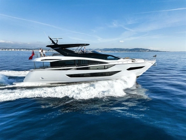 2018 Sunseeker 86 Yacht