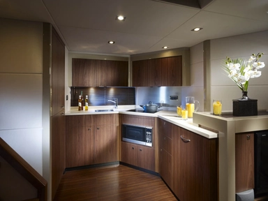 2010 Sunseeker Predator 60