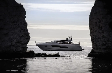 2014 Sunseeker Predator 80