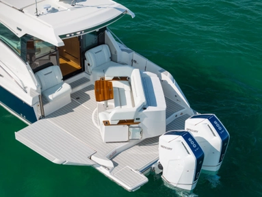2023 Tiara Yachts 43 LE