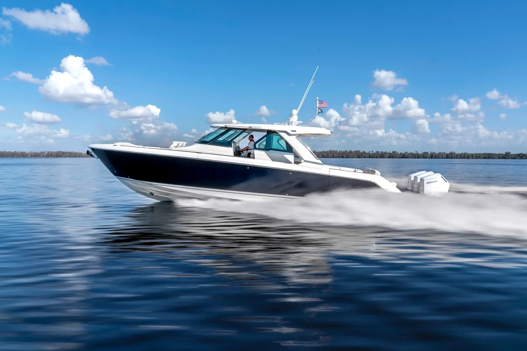 2023 Tiara Yachts 48 LS