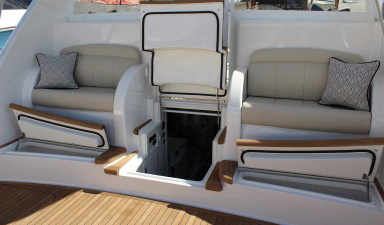 2023 Viking Yachts 48 Sport Tower